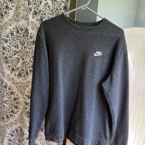 Nike sportswear club fleece crew neck sweatshirt